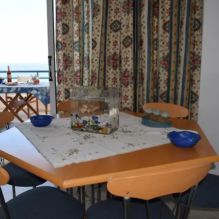 Ariadni House *