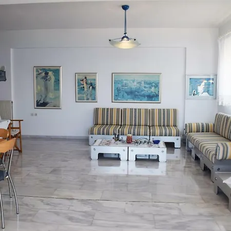 Apartment Ariadni House *