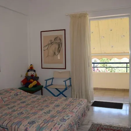 Apartment Ariadni House *