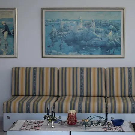 Ariadni House Apartment *