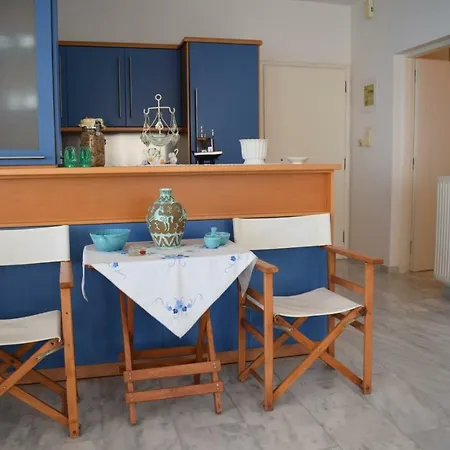 Ariadni House
